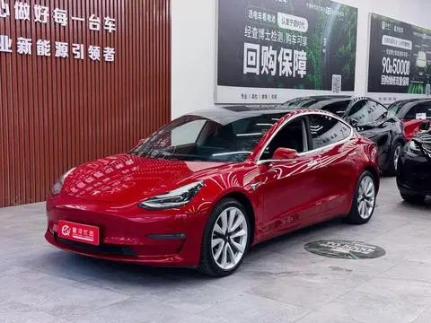 Tesla Model 3 2020 — фото 1
