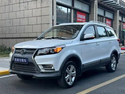 BAIC S3 2016
