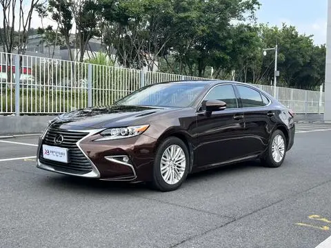Lexus ES 2015