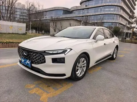 Ford 蒙迪欧 2023 — фото 1