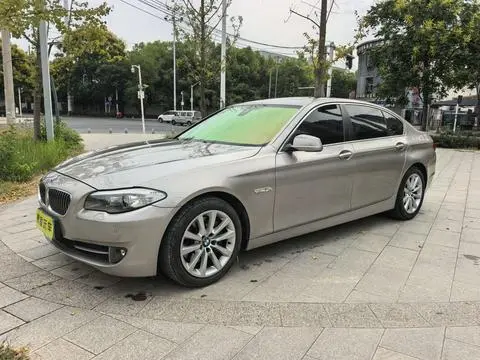BMW 5 Series 2013 — фото 1