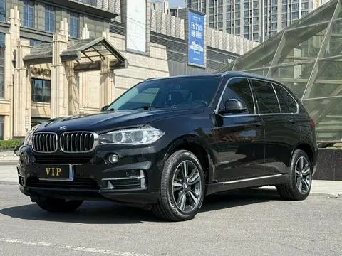 BMW X5 2018 — фото 1