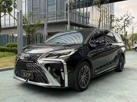 Toyota 赛那 2023