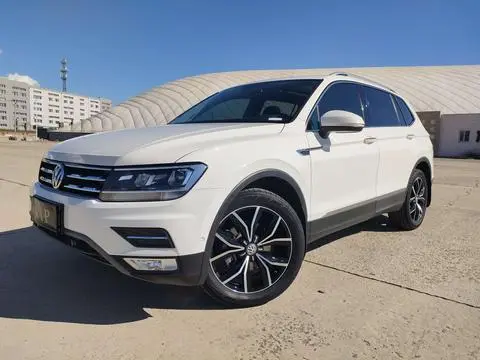 Volkswagen Tiguan L 2020 — фото 1