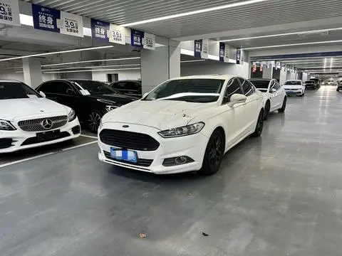 Ford 蒙迪欧 2013