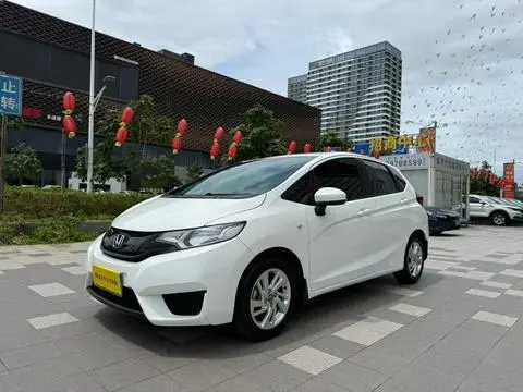 Honda Fit 2016 — фото 1