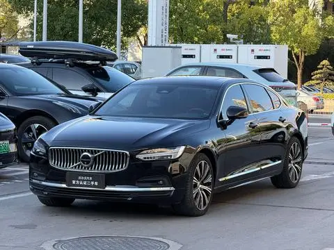 Volvo S90 2024 — фото 1