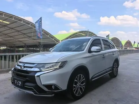 Mitsubishi 欧蓝德 2018