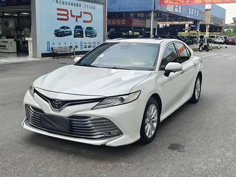 Toyota Camry 2019