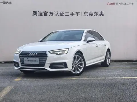 Audi A4L 2018 — фото 1