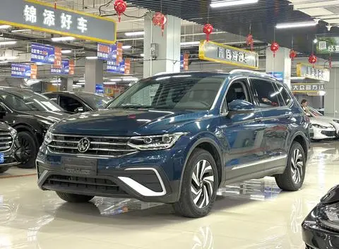 Volkswagen Tiguan L 2023