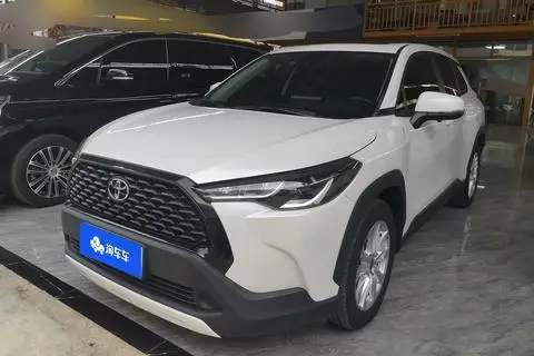 Toyota Corolla锐放 2022 — фото 1