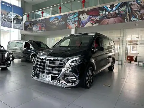 Mercedes-Benz 威霆 2021