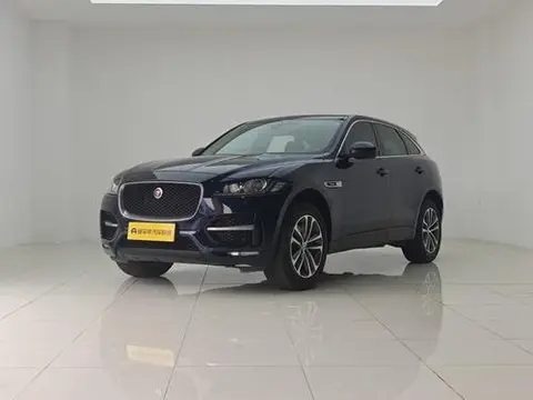 Jaguar F-PACE 2016