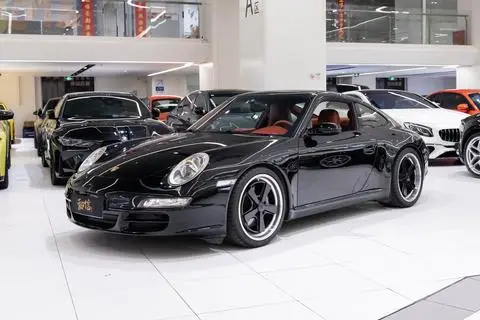Porsche 911 2005