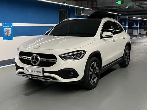 Mercedes-Benz GLA 2023