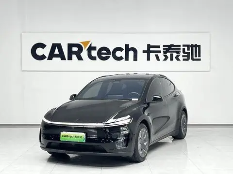 Tesla Model Y L 2025