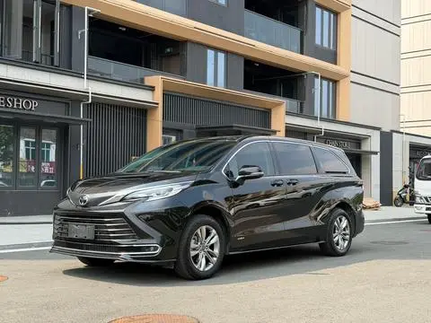 Toyota 赛那 2024