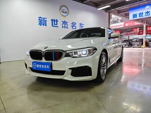 BMW 5 Series 2019 — фото 1