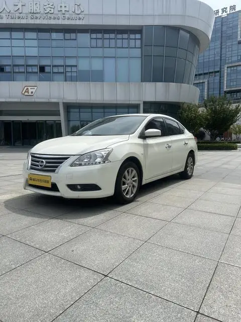 Nissan Sylphy 2014 — фото 1