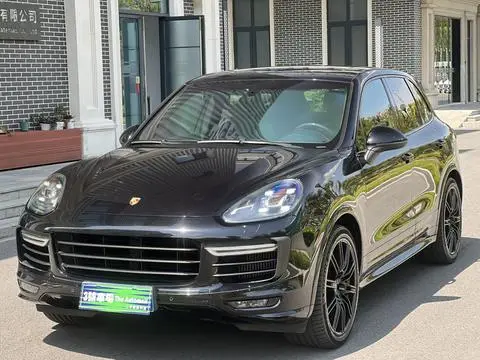 Porsche Cayenne 2015