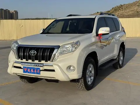 Toyota Prado 2016 — фото 1
