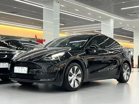Tesla Model Y 2022 — фото 1