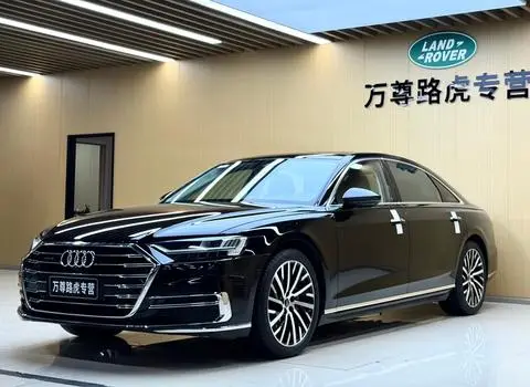 Audi A8 2021 — фото 1