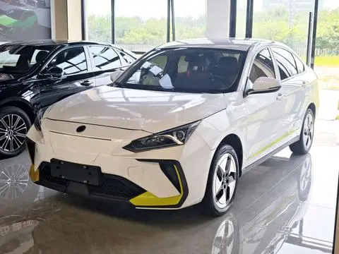 Dongfeng E70 2023