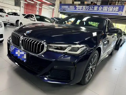 BMW 5 Series 2022 — фото 1