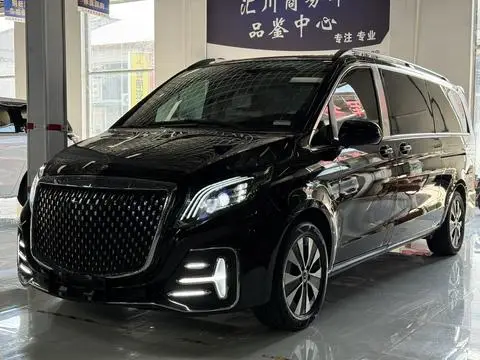 Mercedes-Benz 威霆 2021