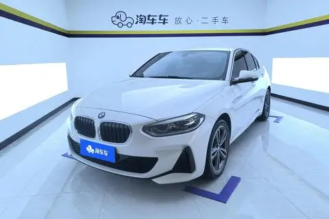 BMW 1 Series 2021 — фото 1