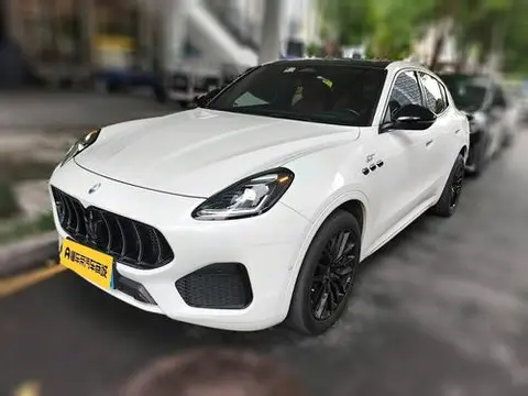 Maserati Grecale 2023