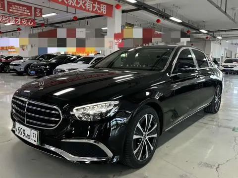 Mercedes-Benz E-Class PHEV 2023 — фото 1