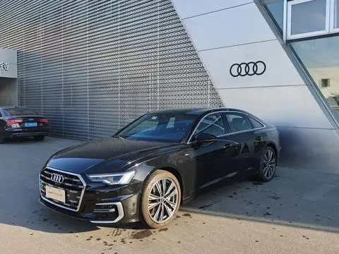 Audi A6L 2025 — фото 1