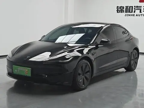 Tesla Model 3 2025