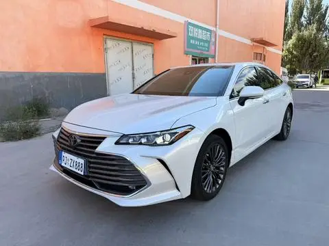 Toyota 亚洲龙 2022