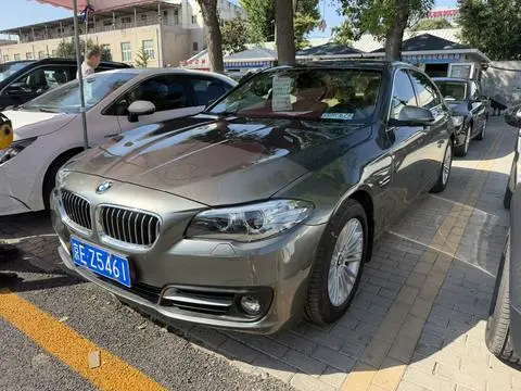 BMW 5 Series 2013 — фото 1