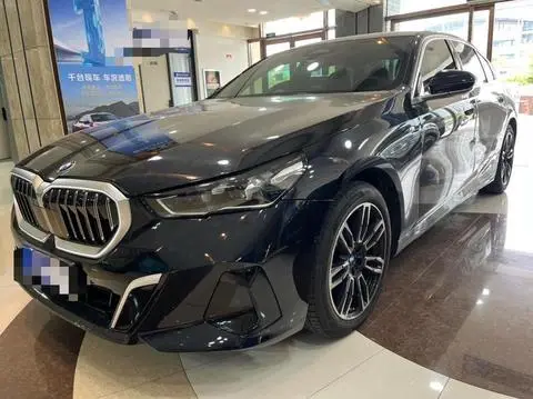 BMW 5 Series 2024