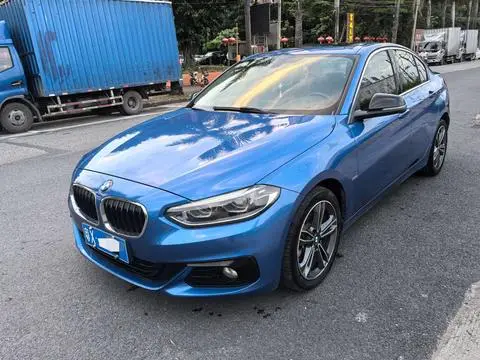 BMW 1 Series 2018 — фото 1