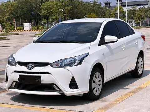 Toyota YARIS L 致享 2021 — фото 1