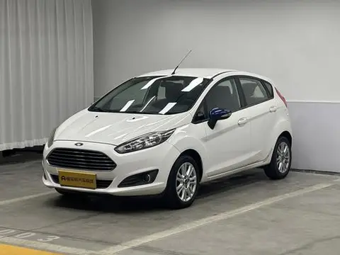 Ford 嘉年华 2013