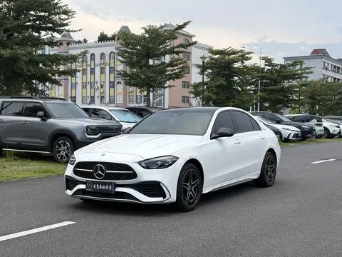 Mercedes-Benz C-Class 2023 — фото 1