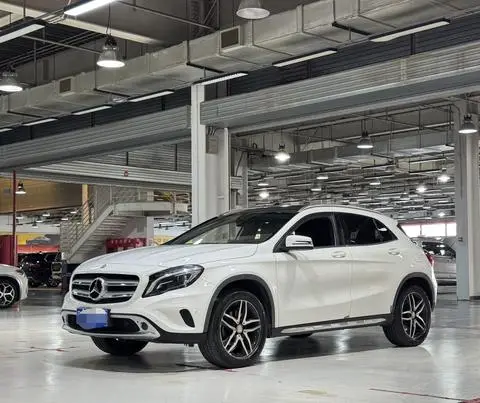 Mercedes-Benz GLA 2016
