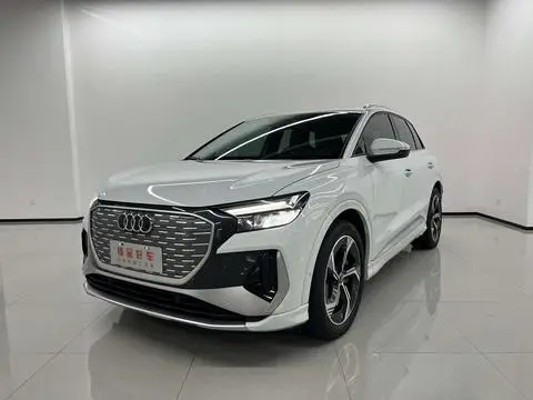 Audi Q4 e-tron 2023