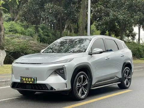 Geely L7 2024