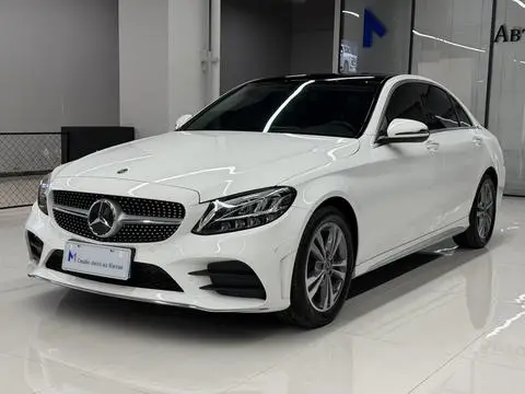 Mercedes-Benz C-Class 2021