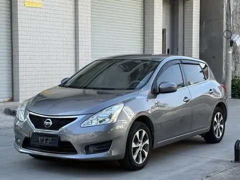 Nissan 骐达TIIDA 2014 — фото 1