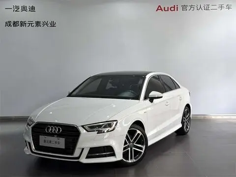 Audi A3 2018 — фото 1