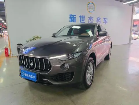 Maserati Levante 2016 — фото 1